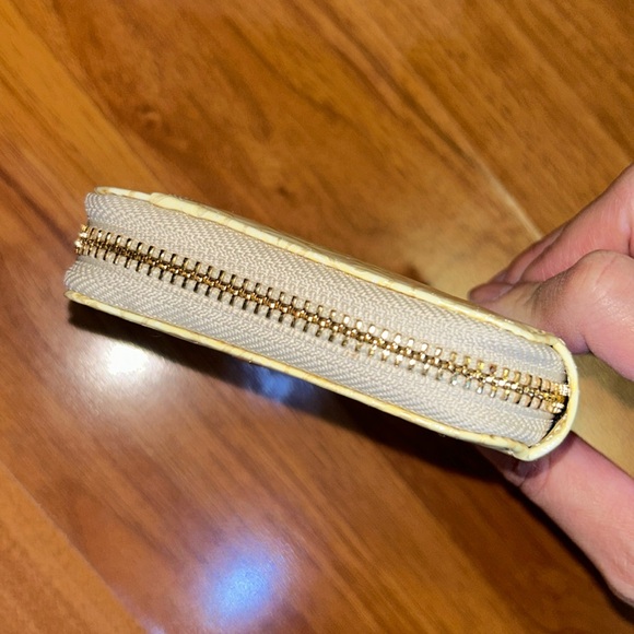 NWT Anna Sui Zip Around Wallet - Picture 8 of 16